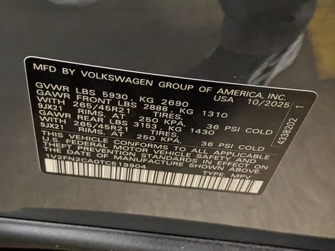 New 2026 Volkswagen Atlas SEL Premium R-Line image 30