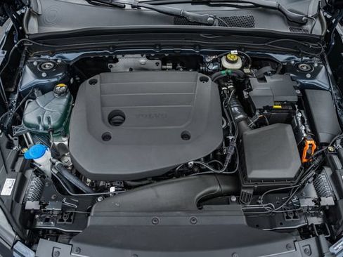 New 2026 Volvo XC40 B5 Plus w/ Climate Package AWD/4WD image 20