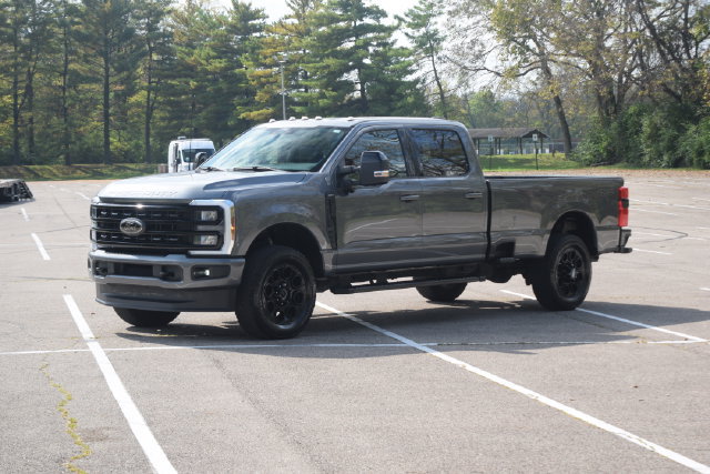 Used 2024 Ford F250 Lariat w/ Black Appearance Package AWD/4WD image 20