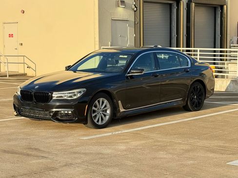 Used 2016 BMW 750i xDrive AWD/4WD image 3