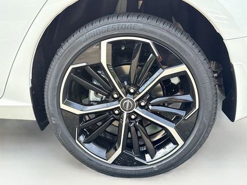 New 2025 Nissan Altima 2.5 SR w/ SR Premium Package image 19