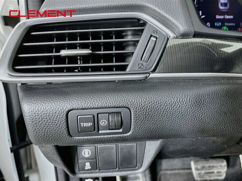 Used 2022 Honda Accord Sport image 13