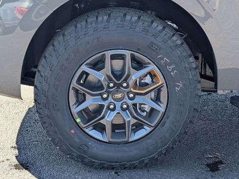 New 2026 Ford Expedition Tremor image 16