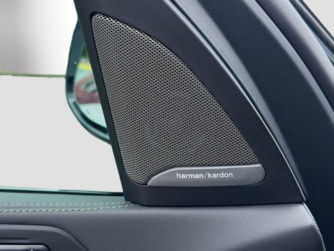 New 2026 BMW X7 M60i image 27