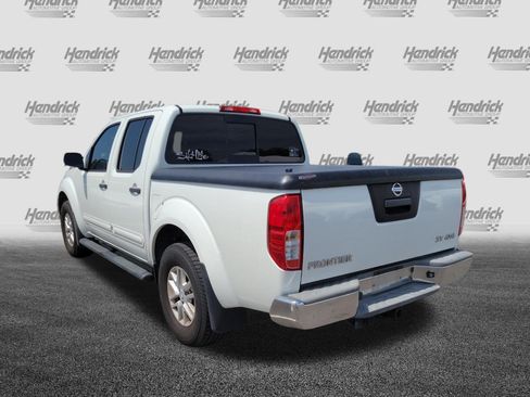 Used 2015 Nissan Frontier SV AWD/4WD image 8