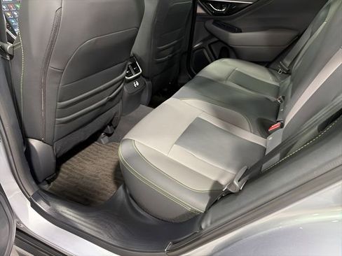 Used 2025 Subaru Outback Onyx Edition AWD/4WD image 31