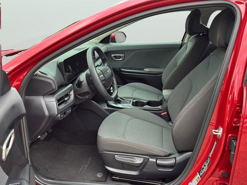 Certified 2025 Kia K4 FWD image 13