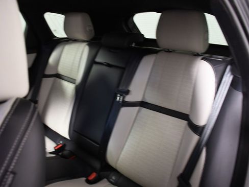 Used 2018 Land Rover Range Rover Velar AWD/4WD image 28