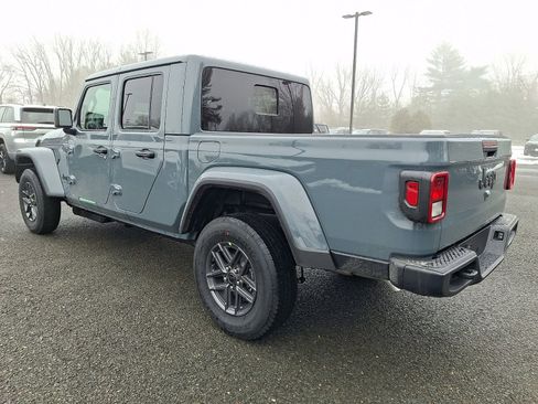 New 2026 Jeep Gladiator Sport image 4