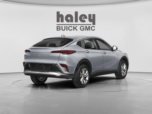 New 2026 Buick Envista Preferred image 3