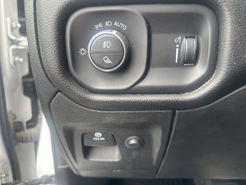Used 2023 RAM 1500 Big Horn image 28