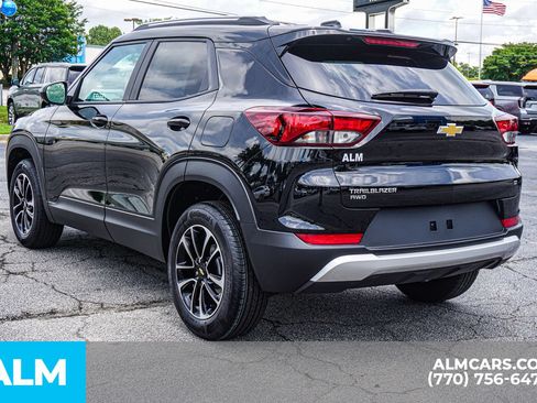 Used 2026 Chevrolet TrailBlazer LT AWD/4WD image 8