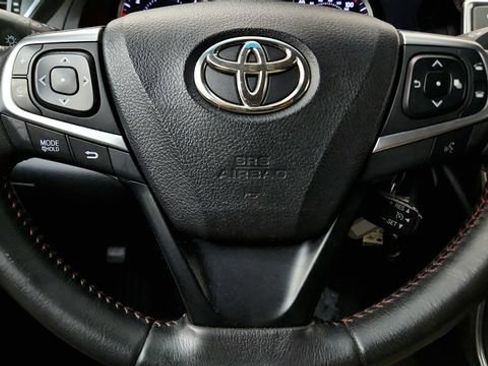 Used 2015 Toyota Camry XSE FWD image 57