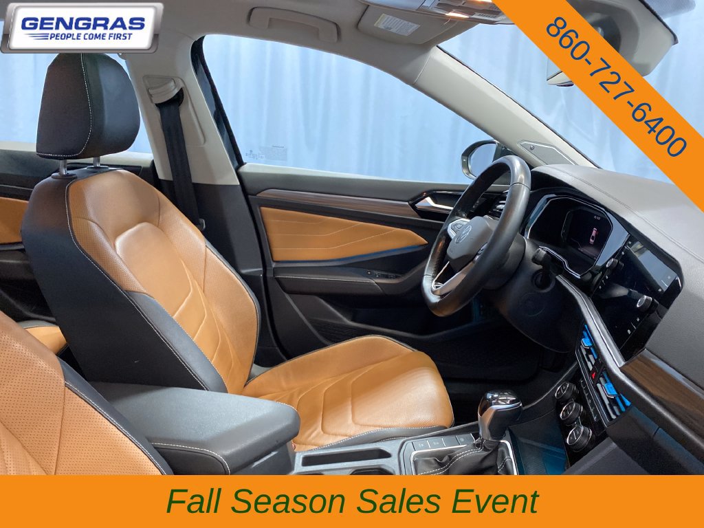 Used 2024 Volkswagen Jetta SEL FWD image 40