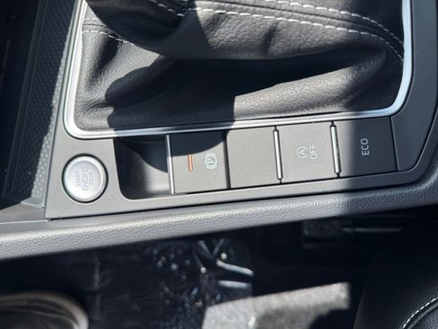 New 2025 Volkswagen Jetta SE image 20