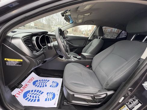 Used 2015 Kia Optima LX image 17