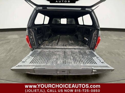 Used 2017 Ford F150 Lariat w/ Equipment Group 502A Luxury AWD/4WD image 5