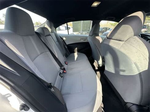 Used 2023 Toyota Corolla SE image 23