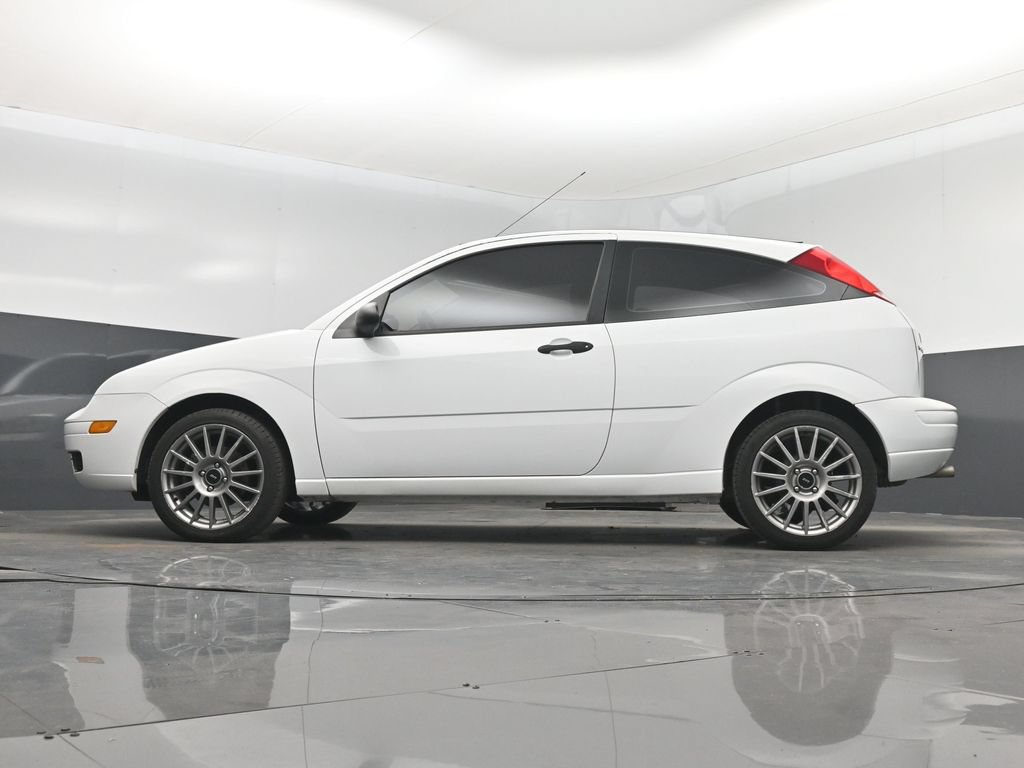Used 2007 Ford Focus S FWD image 15