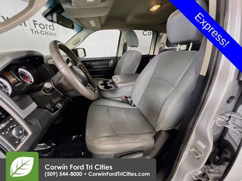 Used 2014 RAM 1500 Express AWD/4WD image 21