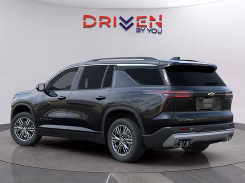 New 2026 Chevrolet Traverse LT w/ LPO, Floor Liner Package image 3