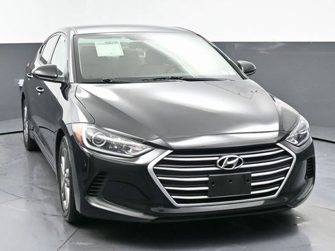 Used 2018 Hyundai Elantra SEL image 4