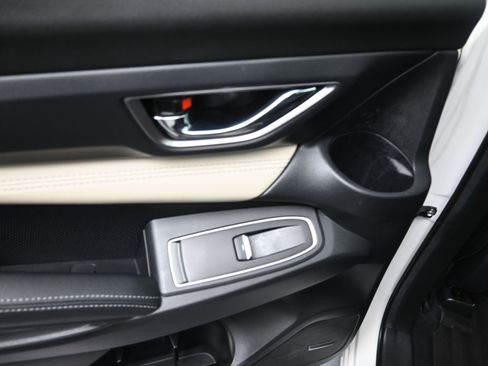 Used 2022 Subaru Ascent Limited w/ Technology Package image 30