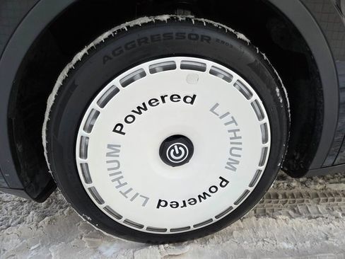 Used 2021 Tesla Model Y Long Range image 6