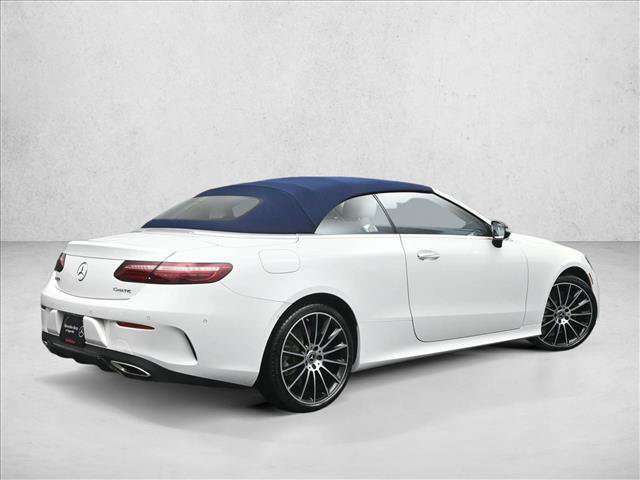 Used 2023 Mercedes-Benz E 450 4MATIC Cabriolet image 2