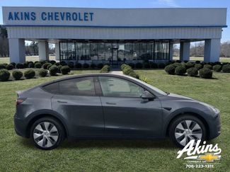 Used 2023 Tesla Model Y Long Range video 3