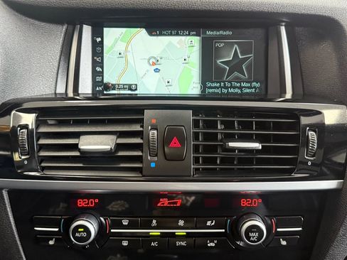 Used 2017 BMW X3 xDrive28i image 16