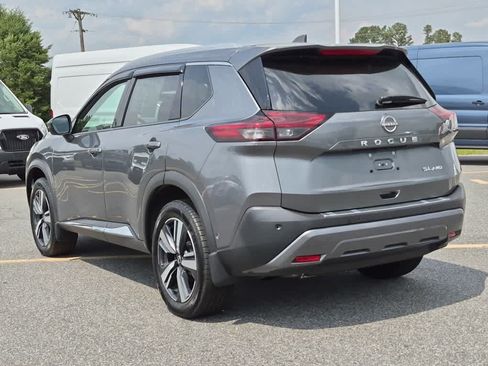 Used 2023 Nissan Rogue SL w/ SL Premium Package AWD/4WD image 4