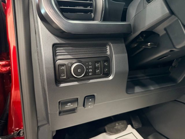 New 2026 Ford F350 Lariat w/ Lariat Premium Package AWD/4WD image 18