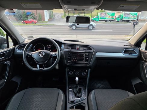 Used 2018 Volkswagen Tiguan S AWD/4WD image 15