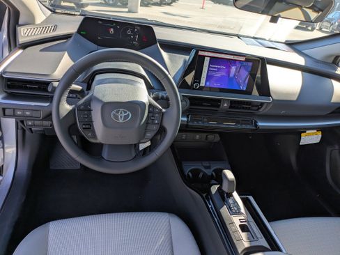 New 2026 Toyota Prius LE image 14