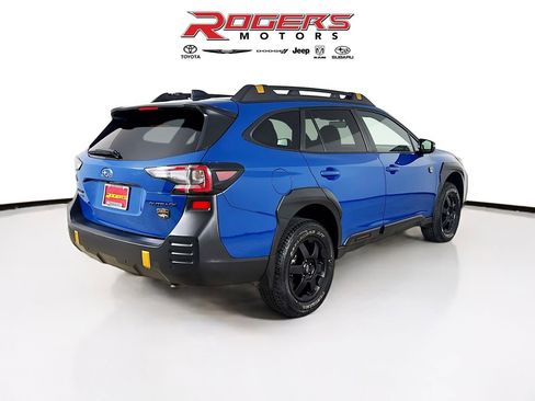 Used 2025 Subaru Outback Wilderness AWD/4WD image 6