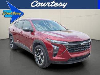 Used 2024 Chevrolet Trax RS w/ Driver Confidence Package FWD video 1