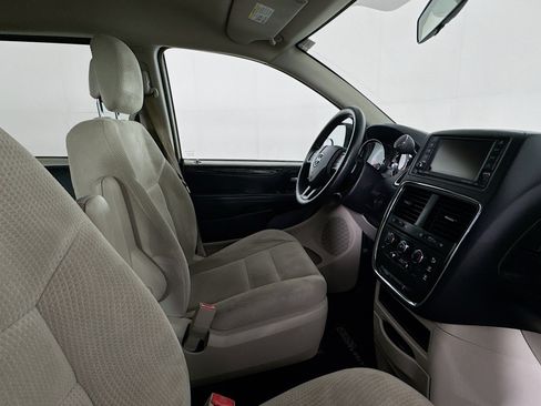 Used 2017 Dodge Grand Caravan SE w/ Power Window Group FWD image 42