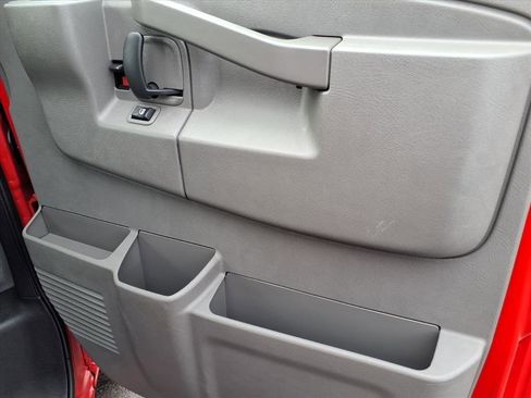 Used 2019 Chevrolet Express 2500 LS w/ Driver Convenience Package image 25