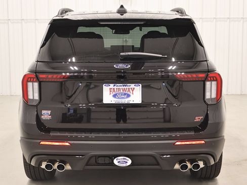 New 2026 Ford Explorer ST w/ Sun And Sound Package AWD/4WD image 8