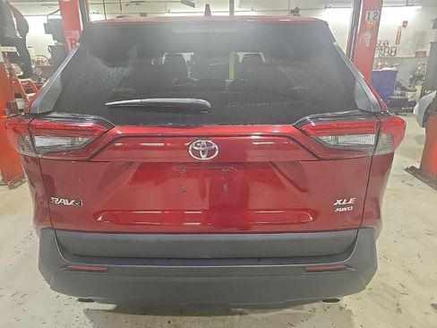 Used 2020 Toyota RAV4 XLE Premium AWD/4WD image 12