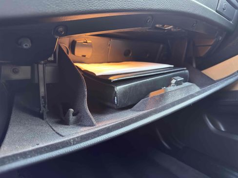 Used 2008 BMW 535xi Wagon w/ Premium Pkg image 78