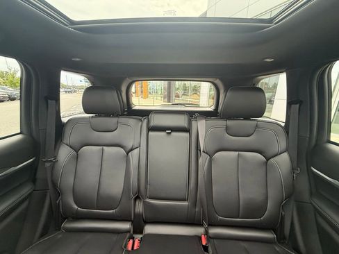 Used 2024 Jeep Grand Cherokee Limited 4xe AWD/4WD image 28