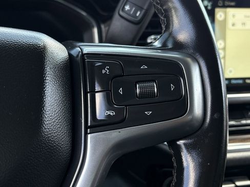 Used 2023 Chevrolet Silverado 1500 LT AWD/4WD image 16