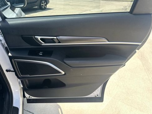 Used 2025 Kia Telluride S FWD image 35