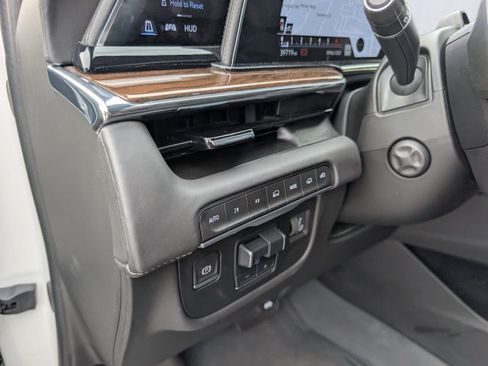 Used 2024 Cadillac Escalade Sport Platinum w/ LPO, ONYX Package AWD/4WD image 27