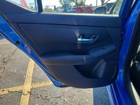 Used 2024 Nissan Sentra SR image 10