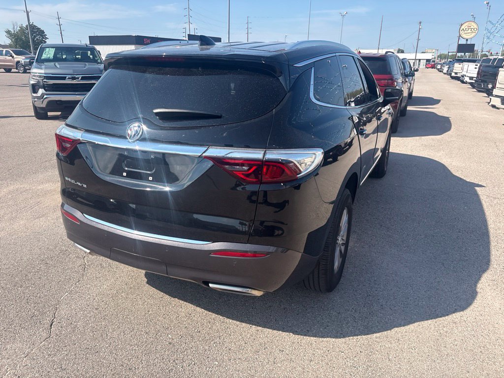 Used 2023 Buick Enclave Essence FWD image 11