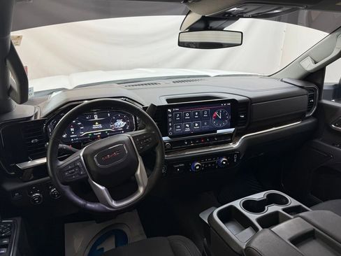 Used 2024 GMC Sierra 2500 SLE w/ SLE Convenience Package image 10