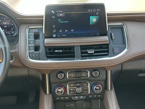 Used 2023 Chevrolet Tahoe High Country image 25